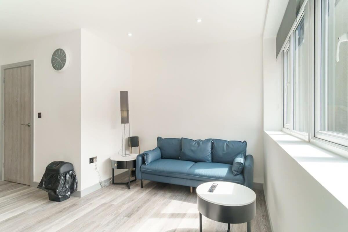 Modern 1 Bedroom Apartment In Preston Centre מראה חיצוני תמונה